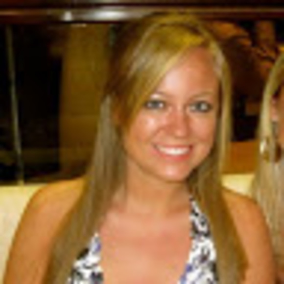 Meet the Posher Other - Meet your Posher, Emily